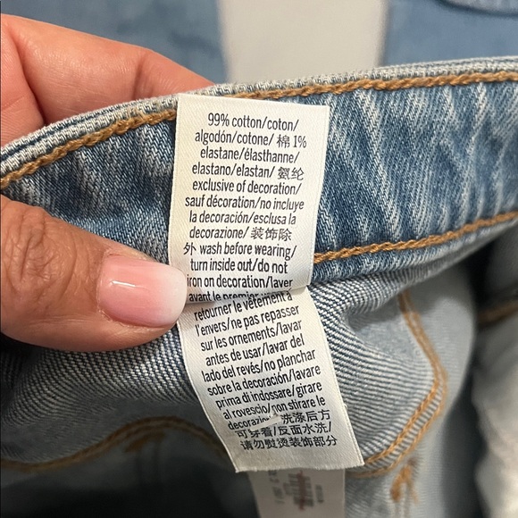 Victoria Secret-Pink- high waisted wide leg Light Blue Denim Jeans- size 8 - Picture 3 of 7